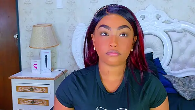 TianahGlow online show from November 10, 2025, 8:30 pm