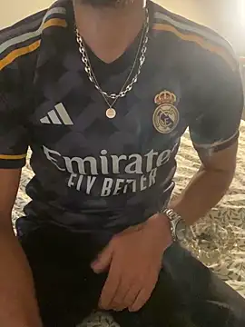 Snapshot of harpeur93 chatting on February 19, 2025, 2:55 pm harpeur93 online show from February 19, 2025, 2:55 pm