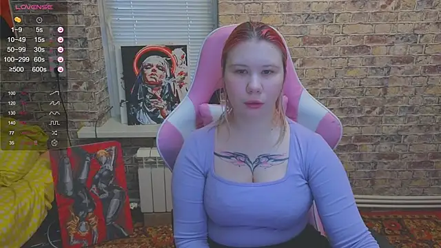 Little kitsune1707 online show from November 22, 2025, 6:45 am