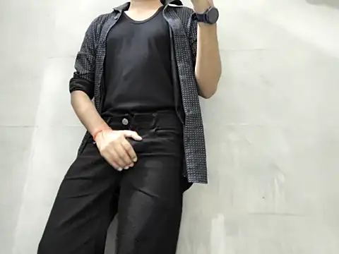 Lustyluckyy online show from November 13, 2025, 10:47 am