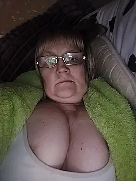 Violet5364 online show from May 3, 2026, 8:26 pm