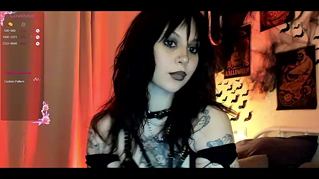 marynixoxo online show from October 24, 2025, 9:22 pm