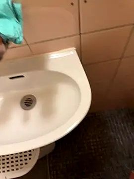 Sex-10-10 online show from September 14, 2025, 3:00 pm