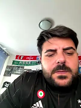 Sex-10-10 online show from October 8, 2025, 12:14 pm