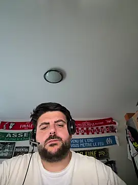 Sex-10-10 online show from November 6, 2025, 11:44 am