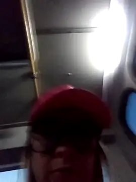 CandieGilson   online show from September 22, 2025, 10:39 am