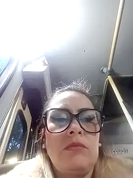 CandieGilson   online show from September 25, 2025, 10:52 am