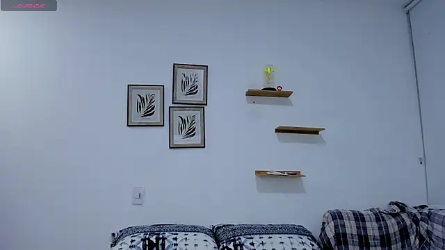 sarita bigbooty  online show from December 4, 2025, 10:40 pm