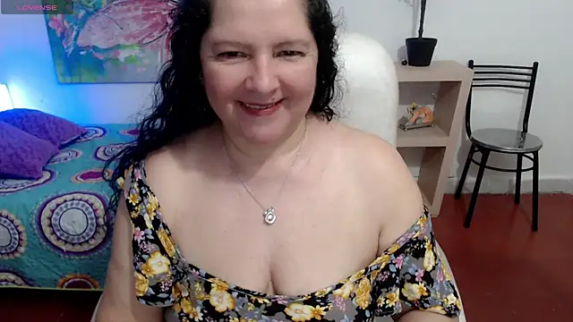 leonela 69 online show from March 12, 2025, 1:47 am