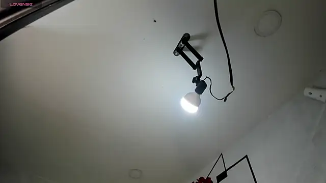 EmiliaRose  online show from September 17, 2025, 9:27 pm