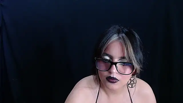 scarleth shadow online show from March 10, 2025, 1:01 am