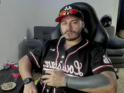 ragnar lothbrok777 online show from December 16, 2025, 8:25 pm