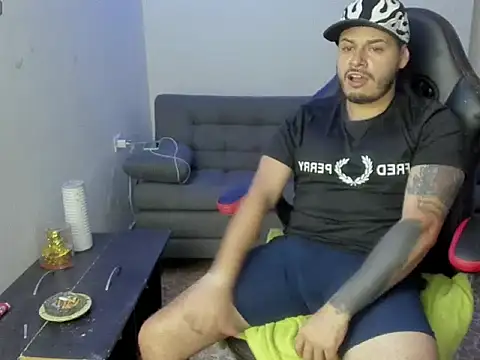 ragnar lothbrok777 online show from April 14, 2026, 4:18 am