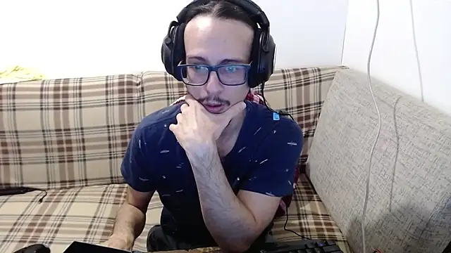 Snapshot of cholitohermoso chatting on June 20, 2026, 2:31 pm cholitohermoso online show from June 20, 2026, 2:31 pm