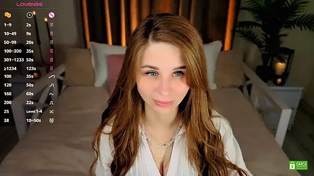 EvaRodi online show from June 25, 2026, 8:24 pm