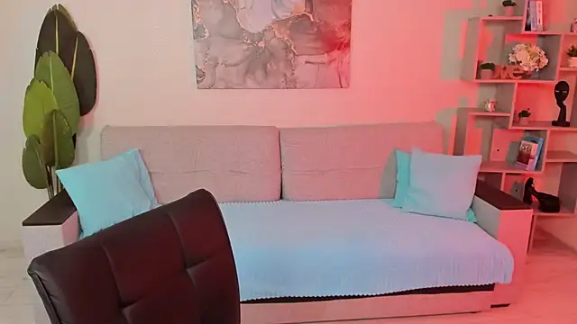 GabriellaMays online show from December 3, 2025, 5:15 am