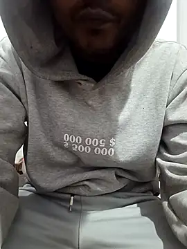 boyyouwant33 online show from February 15, 2025, 8:33 pm