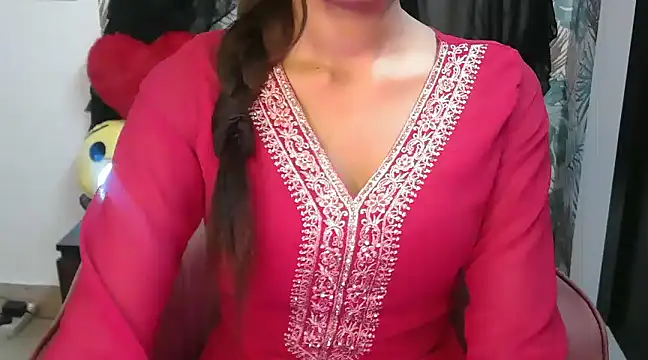 Snapshot of jenifermedow chatting on February 27, 2025, 3:36 am jenifermedow online show from February 27, 2025, 3:36 am