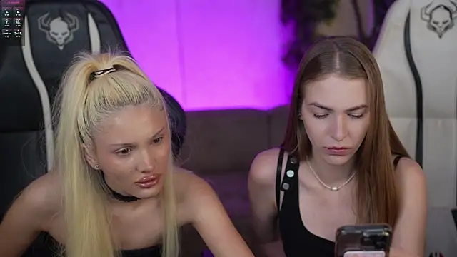 Layla Sweet  online show from October 16, 2025, 6:31 pm