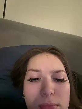 -Amora online show from February 13, 2026, 12:12 pm