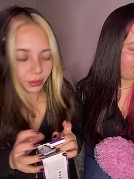 Snapshot of _ivyginger chatting on February 18, 2026, 5:03 am ivyginger online show from February 18, 2026, 5:03 am