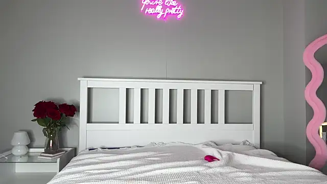 meggsworld online show from February 25, 2025, 2:44 pm