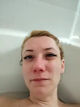 dodqueenfo online show from February 22, 2025, 11:35 am