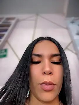 Naatalia online show from June 11, 2026, 6:06 pm