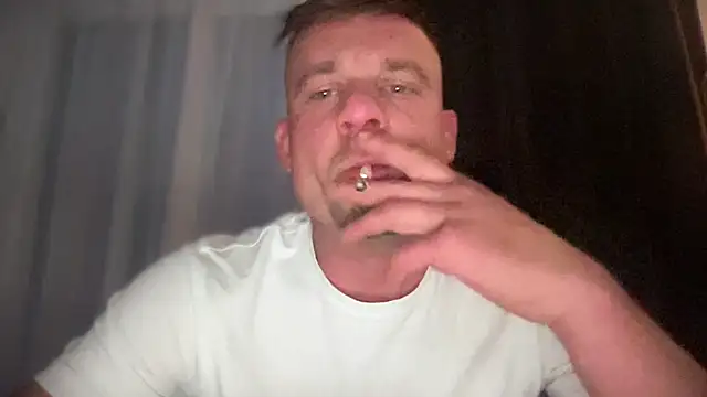 Snapshot of Hagener985 chatting on May 18, 2026, 7:31 pm Hagener985 online show from May 18, 2026, 7:31 pm