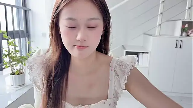 Cassie-20 online show from October 4, 2025, 4:21 am