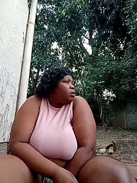 PinkMagic online show from September 18, 2025, 1:35 pm