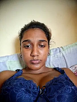 indianpink lips online show from November 13, 2025, 12:15 pm