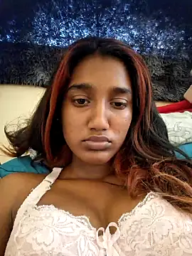 indianpink lips online show from February 11, 2026, 11:15 am