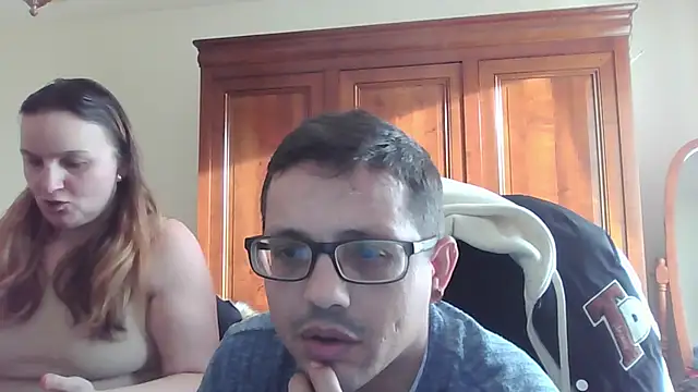 Snapshot of cpl9142 chatting on February 18, 2025, 3:43 pm cpl9142 online show from February 18, 2025, 3:43 pm