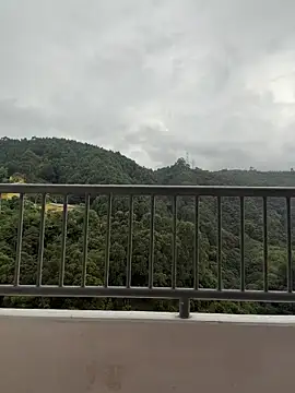 candycami19 online show from January 11, 2026, 10:37 pm