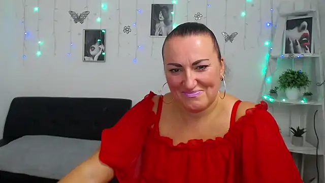 DianaMGG online show from October 1, 2025, 5:57 am