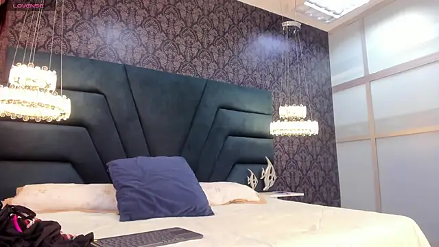 Snapshot of Natty_roberts_ chatting on February 17, 2025, 8:15 pm Natty roberts online show from February 17, 2025, 8:15 pm