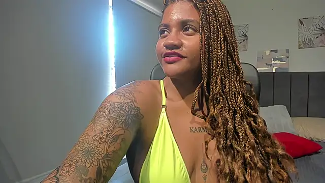 ZahraRose online show from March 11, 2025, 4:29 pm