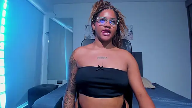 ZahraRose online show from March 14, 2025, 6:50 pm