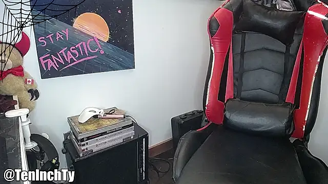 Snapshot of teninchty chatting on October 22, 2025, 4:29 pm teninchty online show from October 22, 2025, 4:29 pm