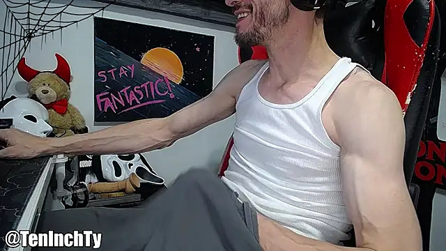 Snapshot of teninchty chatting on October 27, 2025, 4:55 pm teninchty online show from October 27, 2025, 4:55 pm