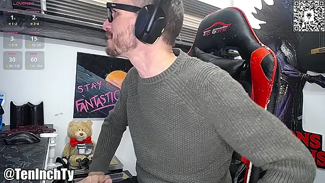 Snapshot of teninchty chatting on November 4, 2025, 5:12 pm teninchty online show from November 4, 2025, 5:12 pm