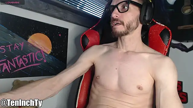 Snapshot of teninchty chatting on December 1, 2025, 5:07 pm teninchty online show from December 1, 2025, 5:07 pm