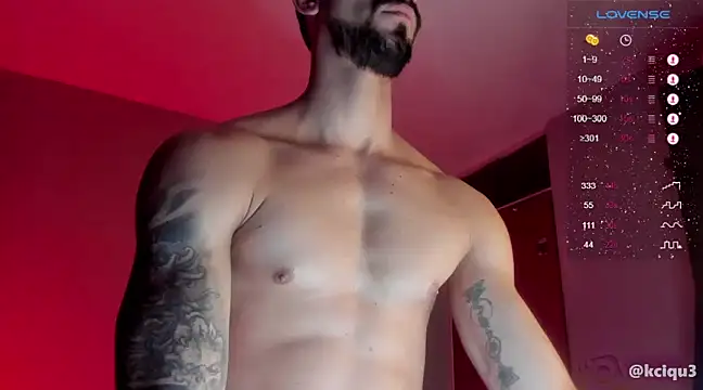 K cique online show from March 2, 2025, 9:43 pm