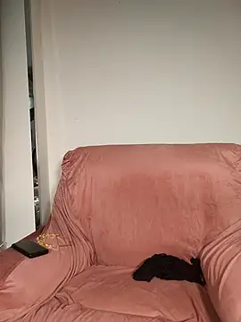 Loly2025 online show from March 22, 2025, 9:42 pm