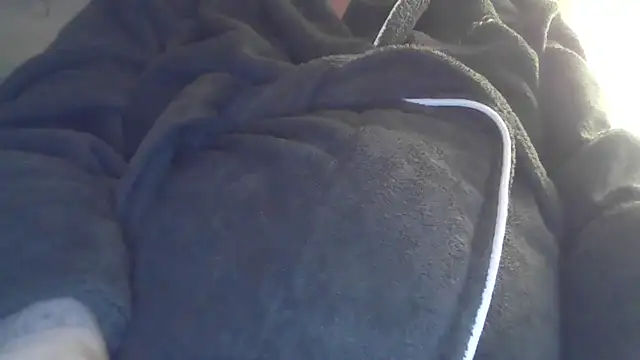 sizha6 online show from November 20, 2025, 10:04 am