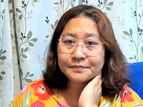 Snapshot of hotchubby88 chatting on September 26, 2025, 6:17 am hotchubby88 online show from September 26, 2025, 6:17 am