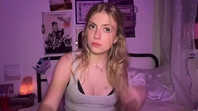 sinfulblonde1 online show from March 20, 2025, 4:40 am