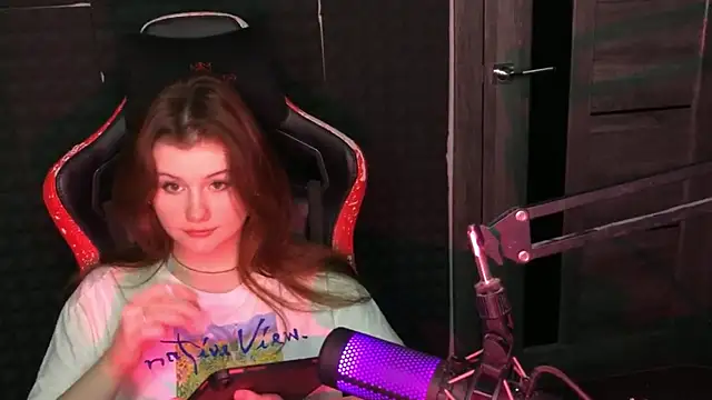 baby Milaaaaaaa online show from March 4, 2025, 5:24 pm