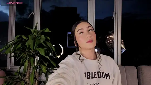 Ivanna West online show from September 24, 2025, 10:29 am